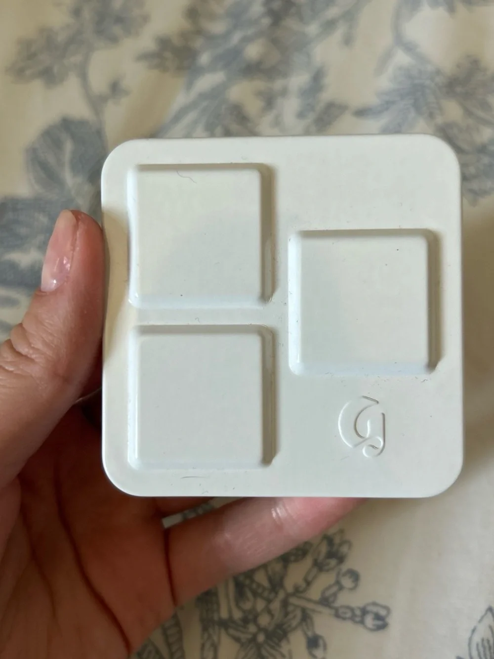 Glossier monochromes